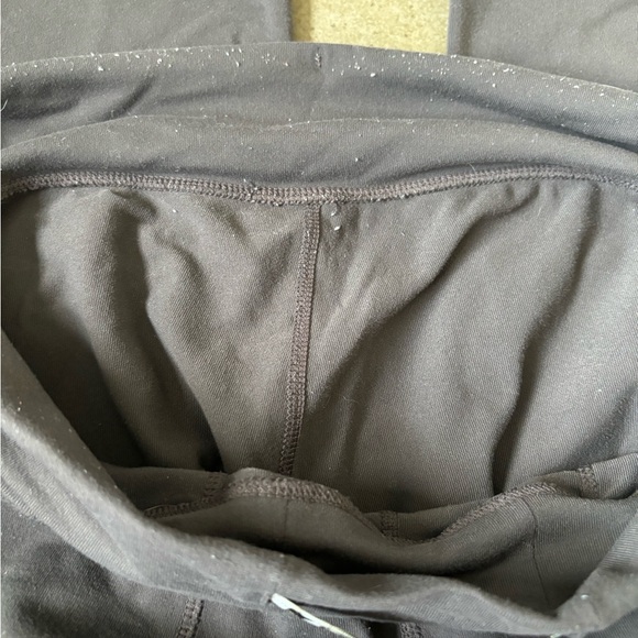 Lululemon pants - Picture 4 of 4